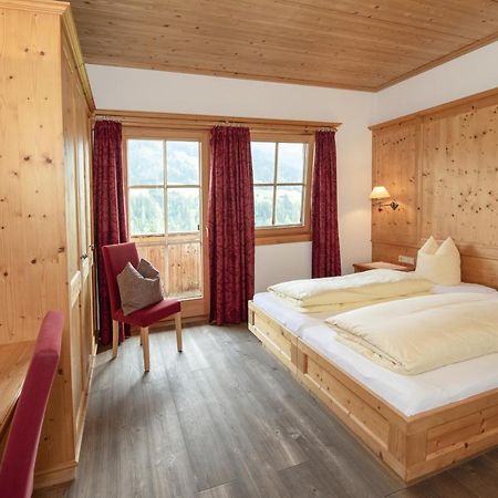 Gaestehaus Larch อัลพ์บาค ภายนอก รูปภาพ