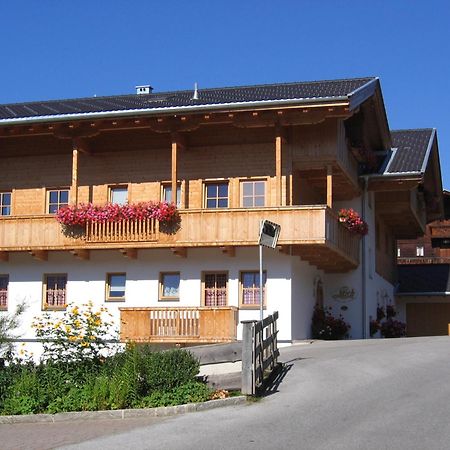Gaestehaus Larch อัลพ์บาค ภายนอก รูปภาพ