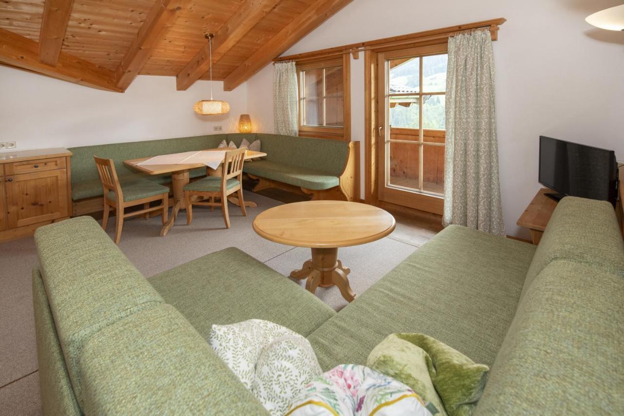 Gaestehaus Larch อัลพ์บาค ภายนอก รูปภาพ