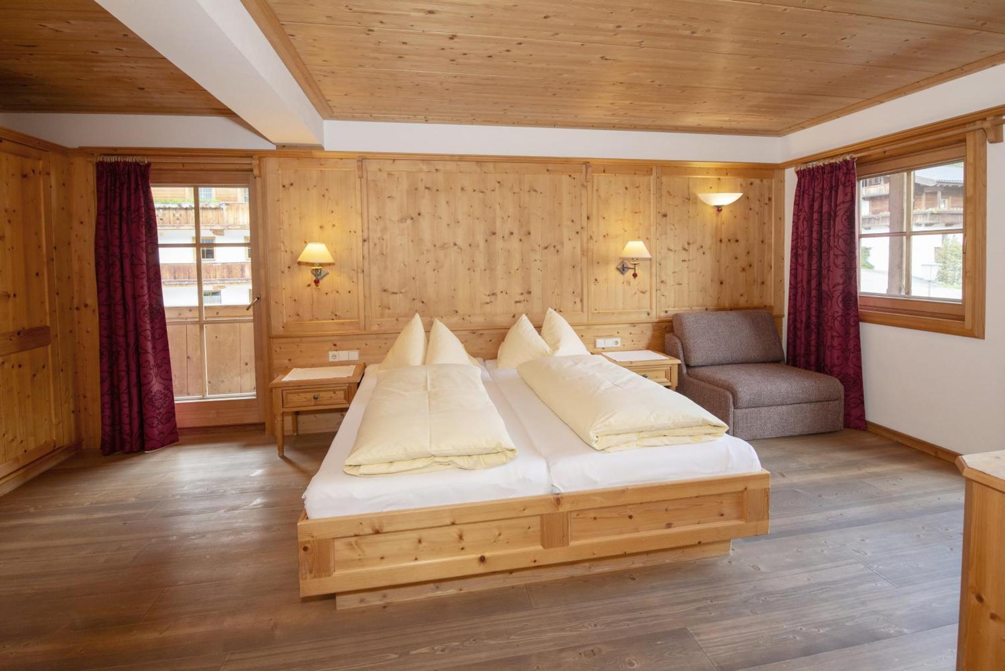 Gaestehaus Larch อัลพ์บาค ภายนอก รูปภาพ