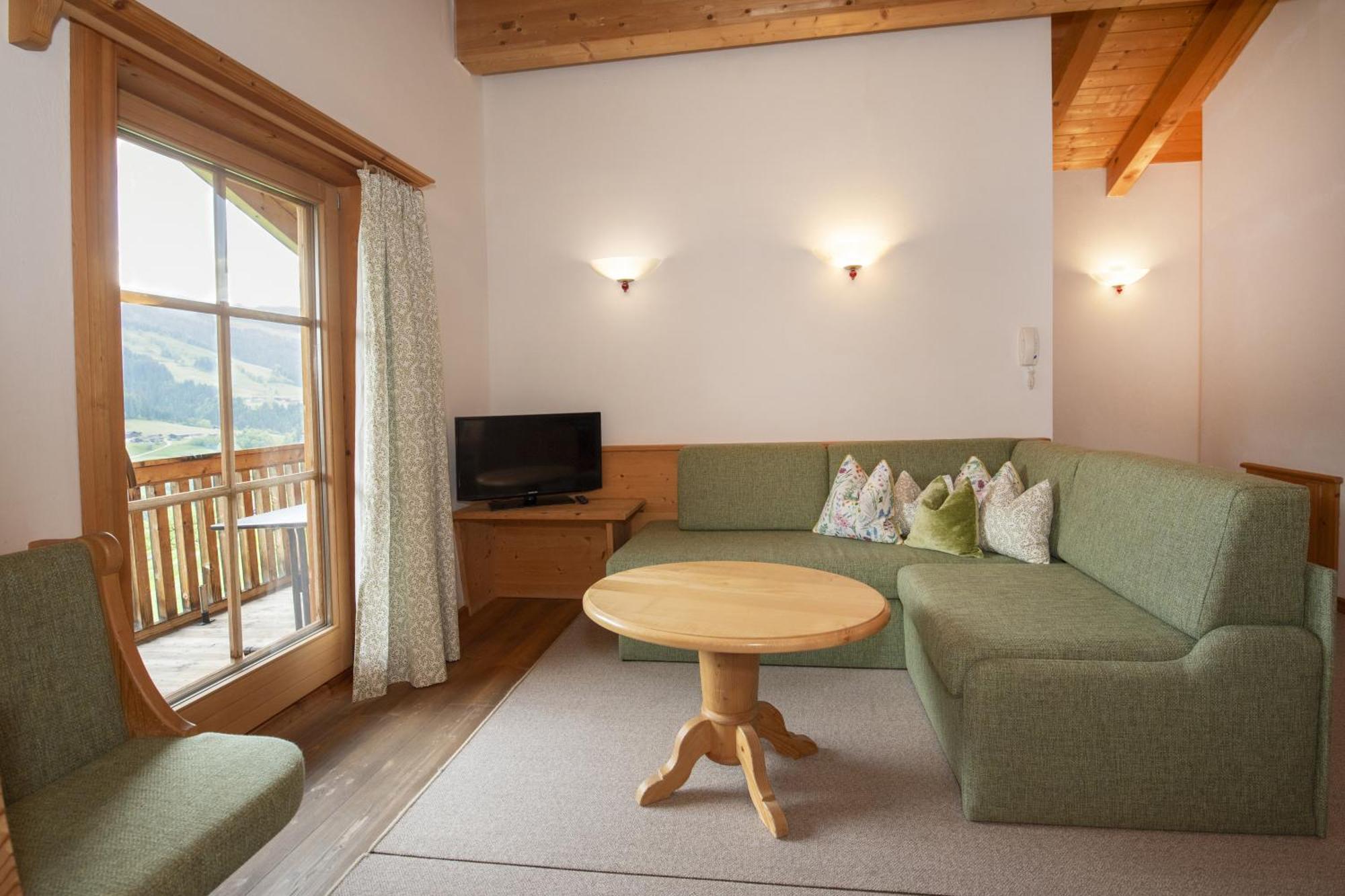 Gaestehaus Larch อัลพ์บาค ภายนอก รูปภาพ
