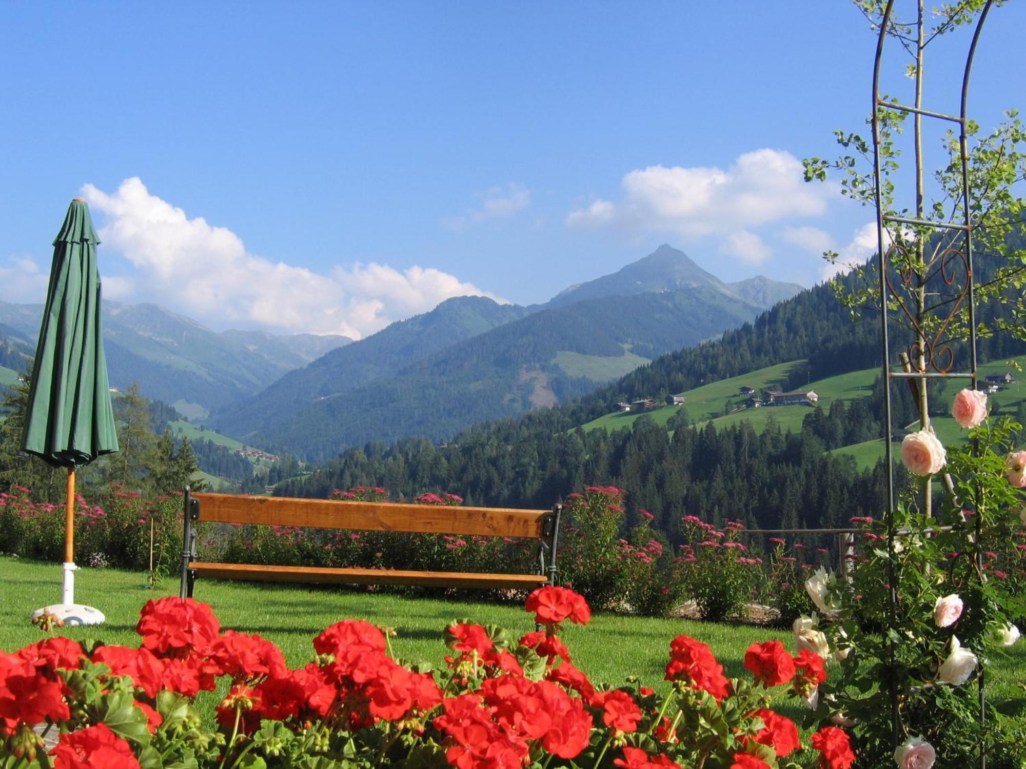 Gaestehaus Larch อัลพ์บาค ภายนอก รูปภาพ