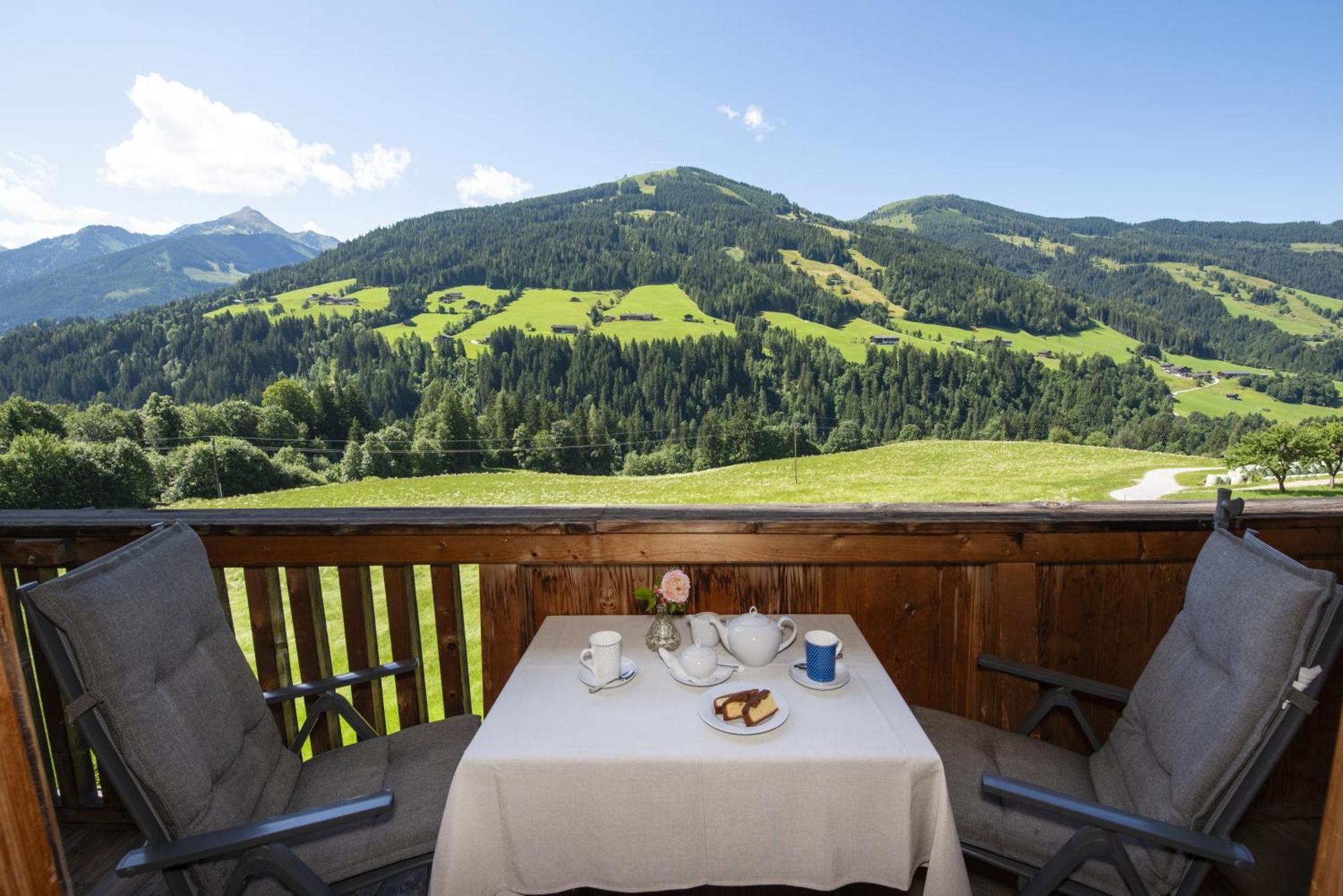 Gaestehaus Larch อัลพ์บาค ภายนอก รูปภาพ