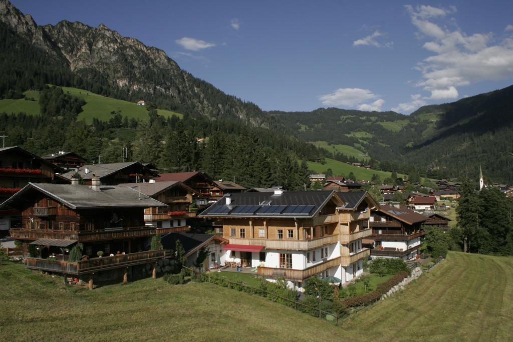 Gaestehaus Larch อัลพ์บาค ภายนอก รูปภาพ