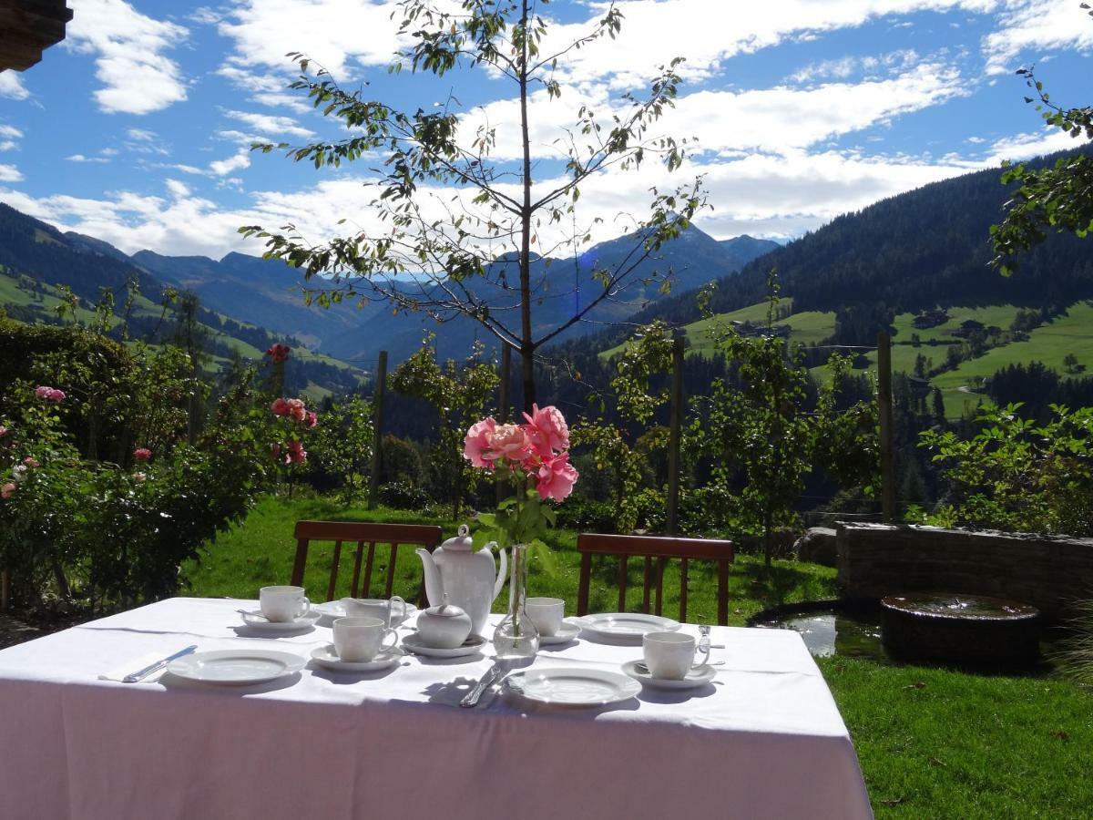 Gaestehaus Larch อัลพ์บาค ภายนอก รูปภาพ