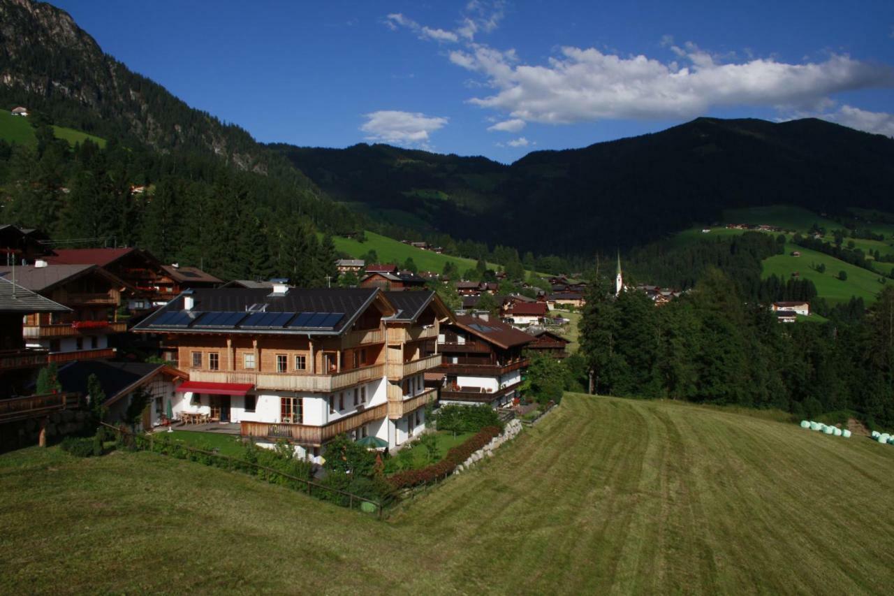 Gaestehaus Larch อัลพ์บาค ภายนอก รูปภาพ
